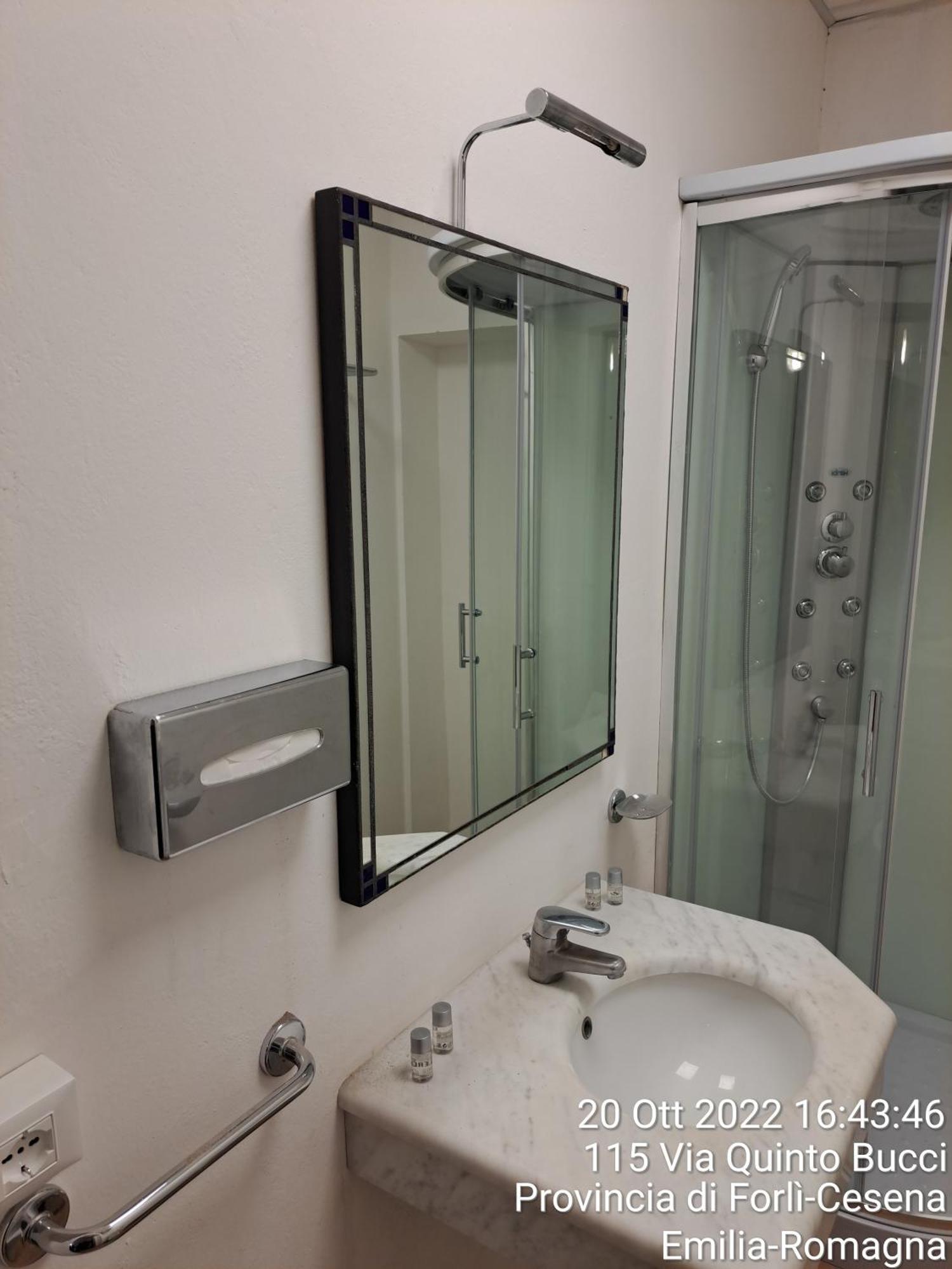 Rta Albergo Malatesta เชซานา ภายนอก รูปภาพ